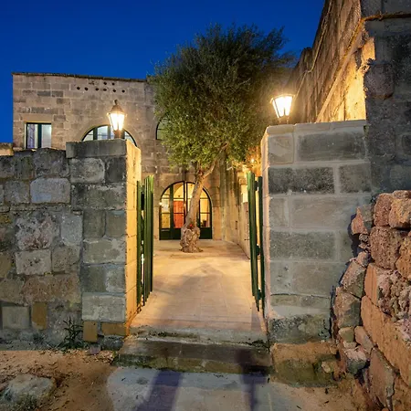 Bed and breakfast L-ghorfa Taz-zebbuga Kerċem